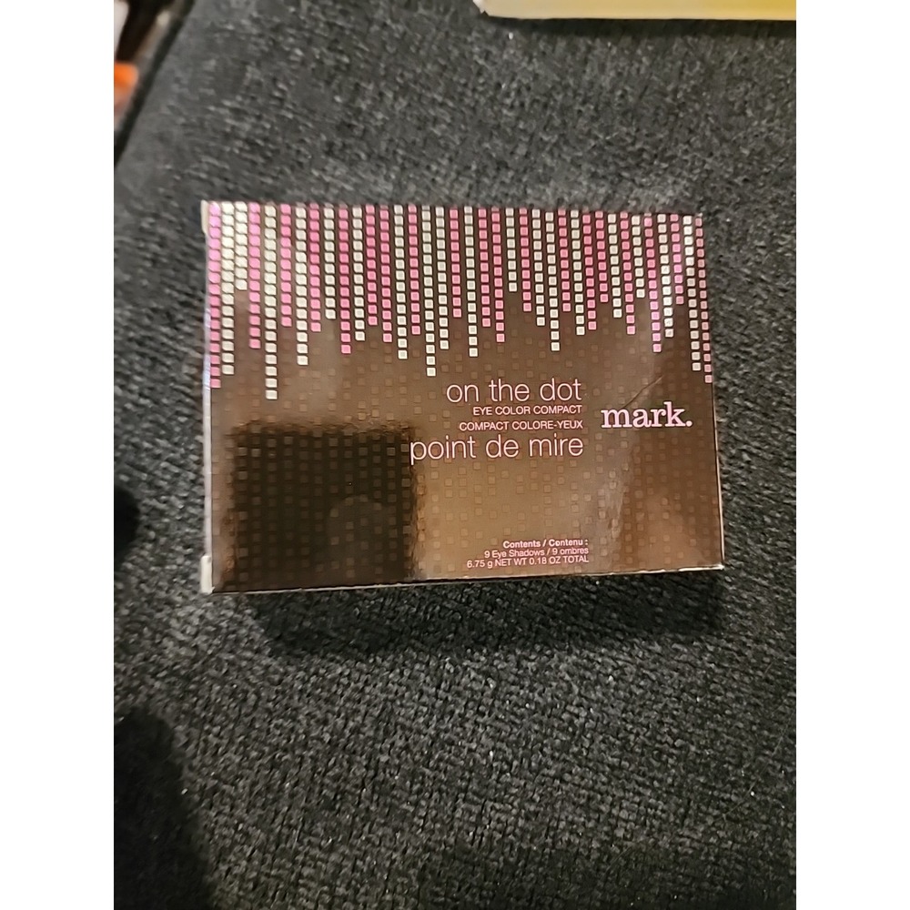 Mark. On The Dot Eye Color Compact. 2010.‎ Discontinued